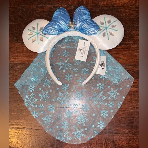 Disney Frozen Snowflake Ears with Blue Bow - Picture 2 of 4